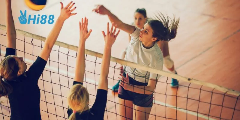 Các trận đấu quốc gia mang lại không khí cạnh tranh gay cấn.